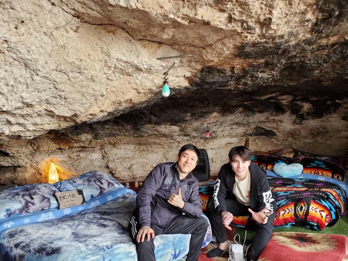 Hotel Cave, Yurt, Bubble And Other Glamping Adventures Sedona Exteriér fotografie